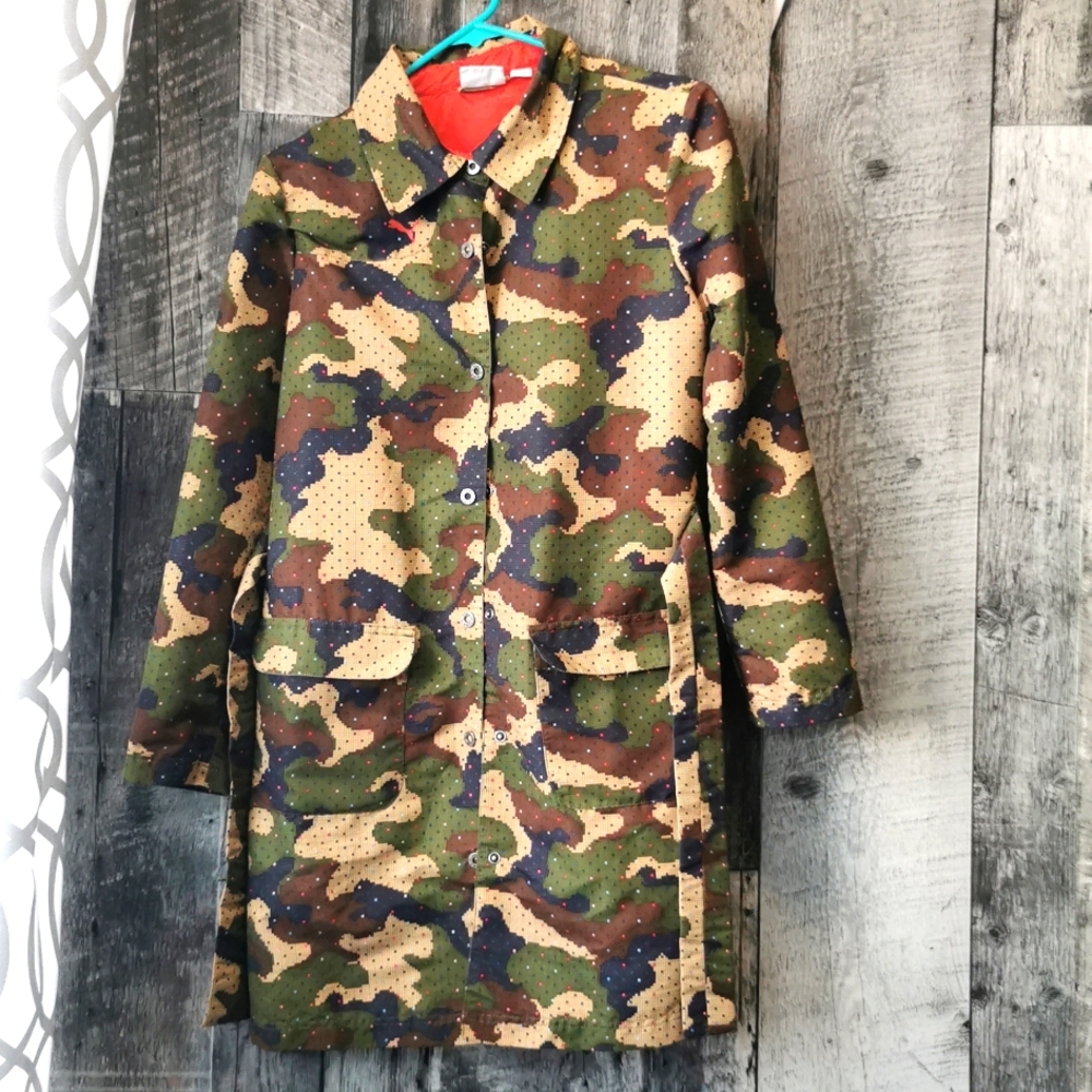 Puma jacket - Picture 1 of 10